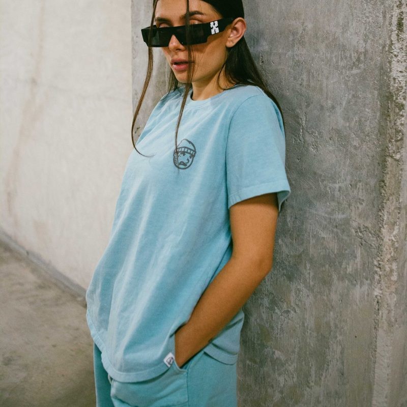 Streetwear oficial: t-shirts, tops y ediciones de artista